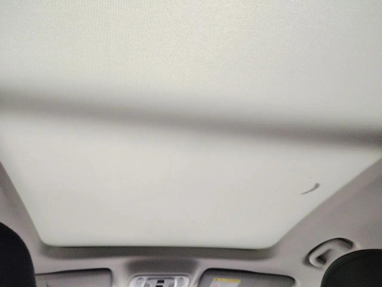 Roewe RX5 MAX 2021 Supreme Series 400TGI Automatic Smart Cabin Prestige Edition — миниатюра 18