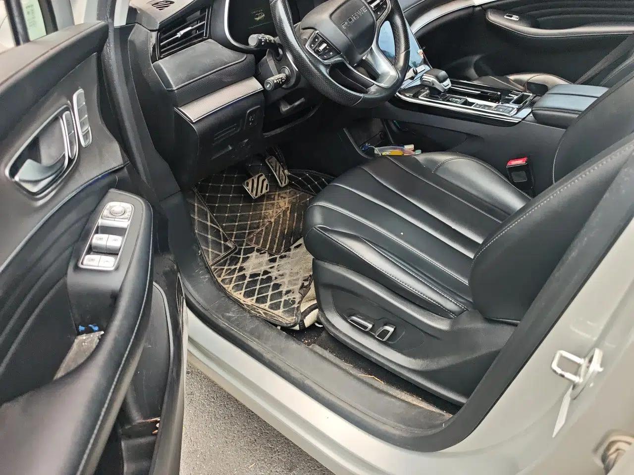 Roewe RX5 MAX 2021 Supreme Series 300TGI Automatic Smart Cabin Prestige Edition — миниатюра 16