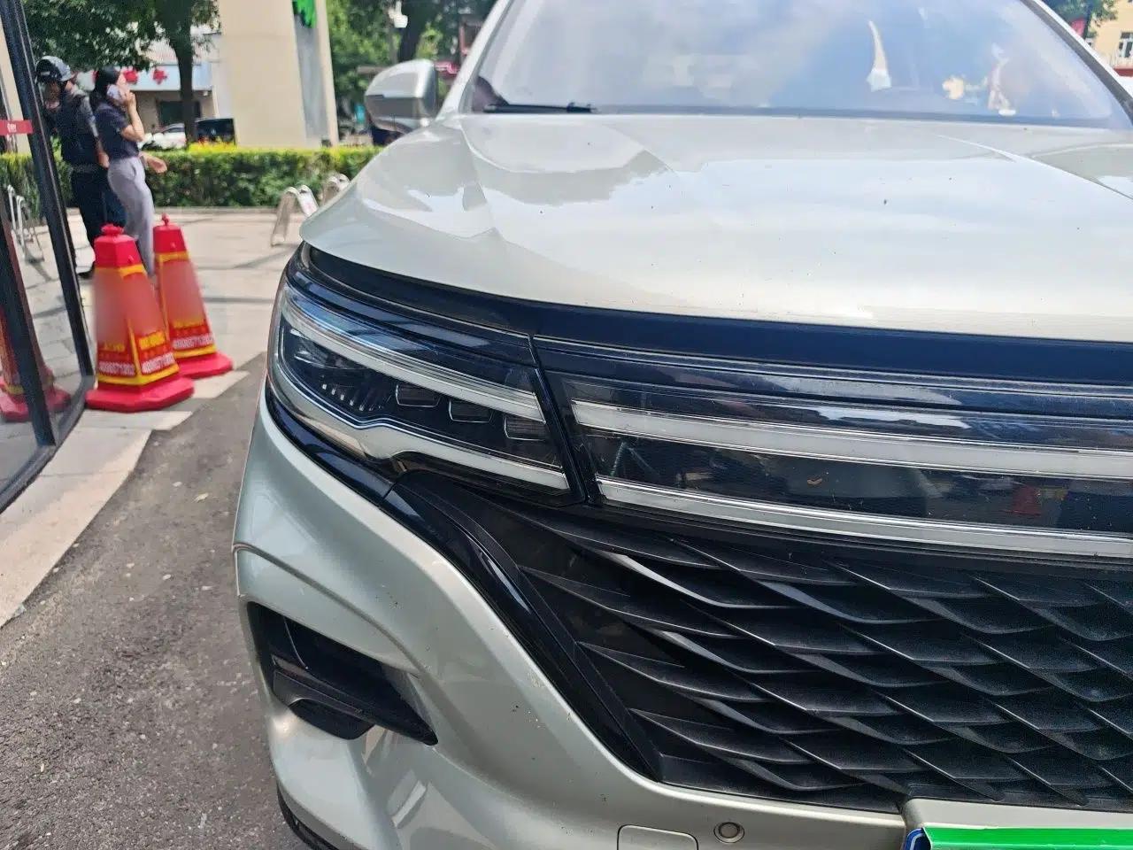 Roewe RX5 MAX 2021 Supreme Series 300TGI Automatic Smart Cabin Prestige Edition — миниатюра 7