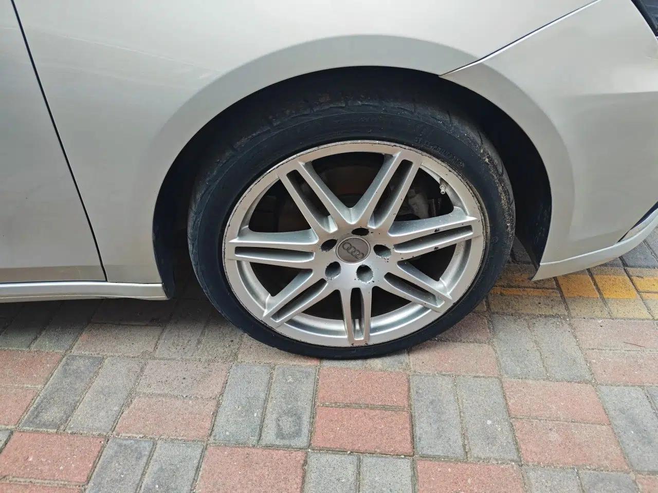 Roewe i6 New Energy 2017 45T Hybrid Connect & Smart Enjoyment Edition — миниатюра 8