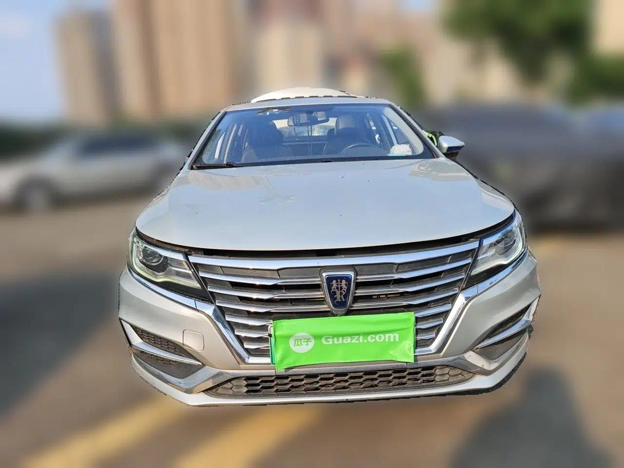 Roewe i6 New Energy 2017 45T Hybrid Connect & Smart Enjoyment Edition — миниатюра 2