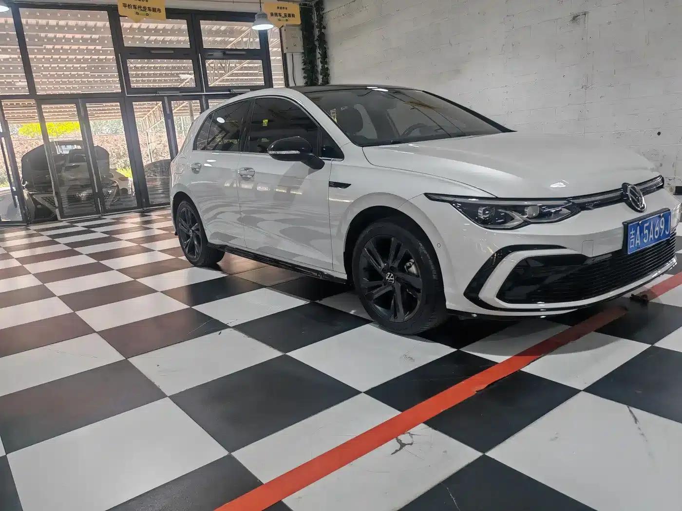 2021 Golf 280TSI DSG R-Line — миниатюра 3