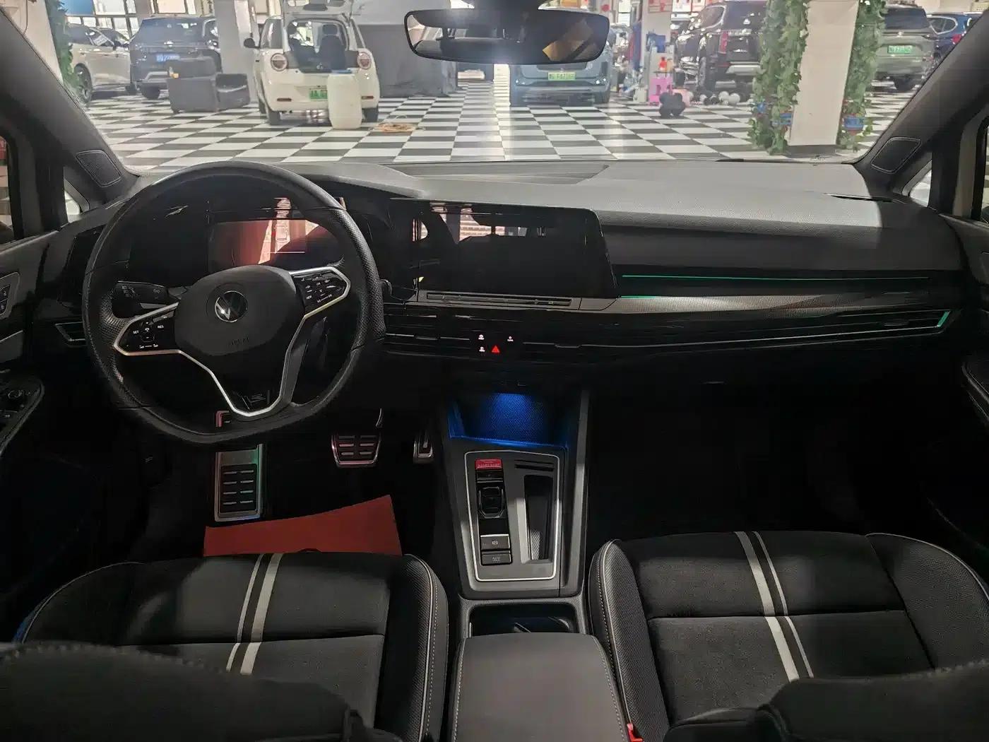 2021 Golf 280TSI DSG R-Line — миниатюра 10