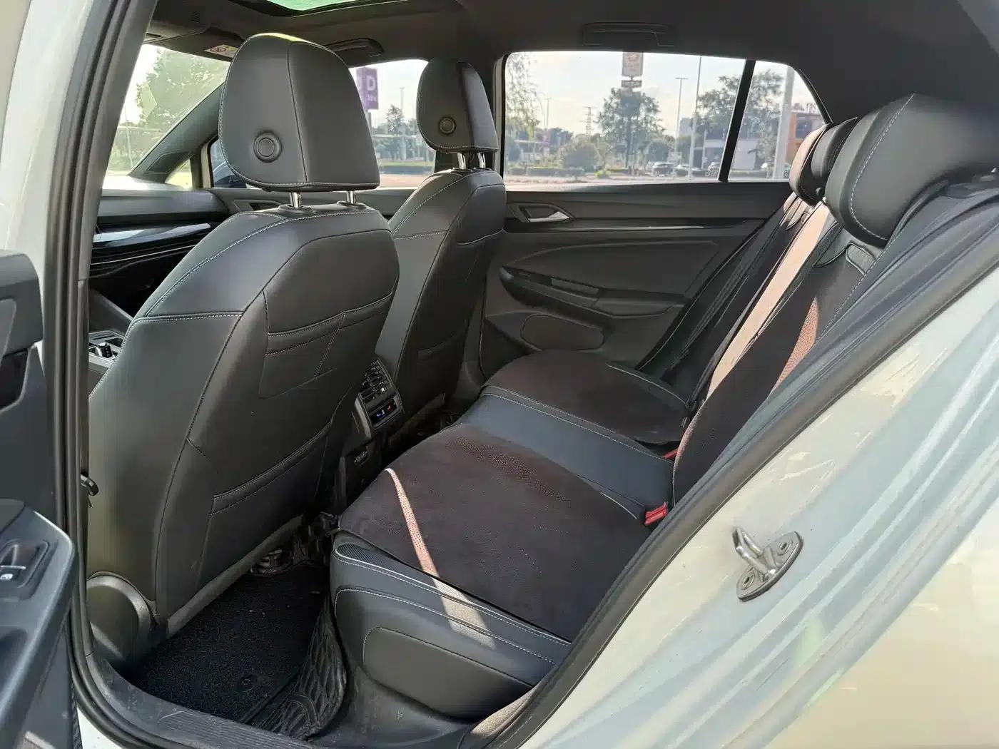 2021 Golf 280TSI DSG R-Line — миниатюра 12