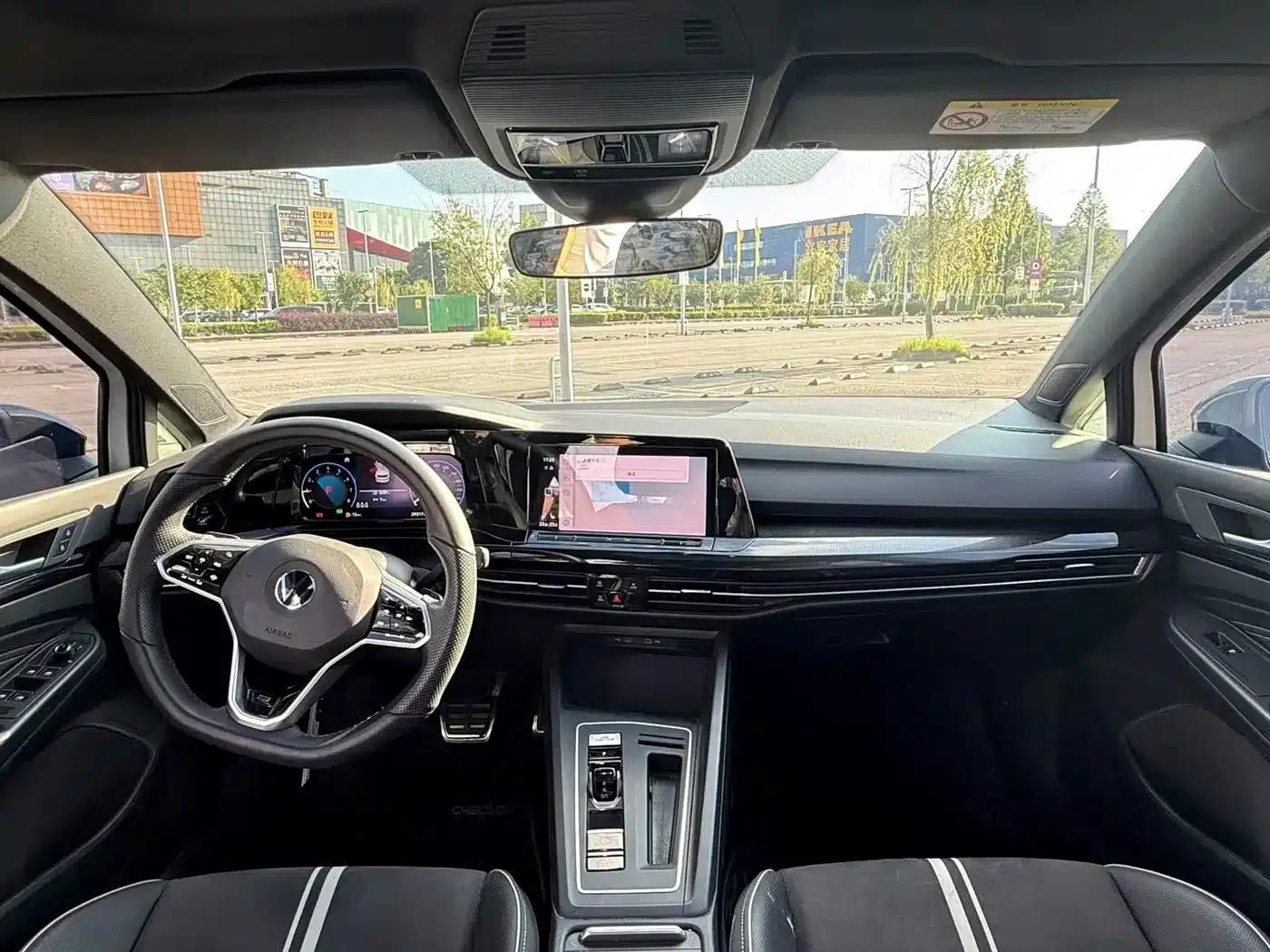 2021 Golf 280TSI DSG R-Line — миниатюра 10