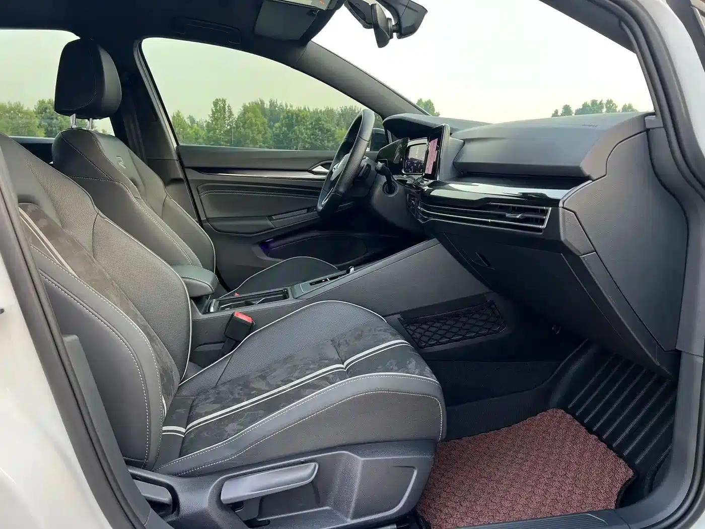 2023 Golf Facelift 280TSI DSG R-Line Lite — миниатюра 11