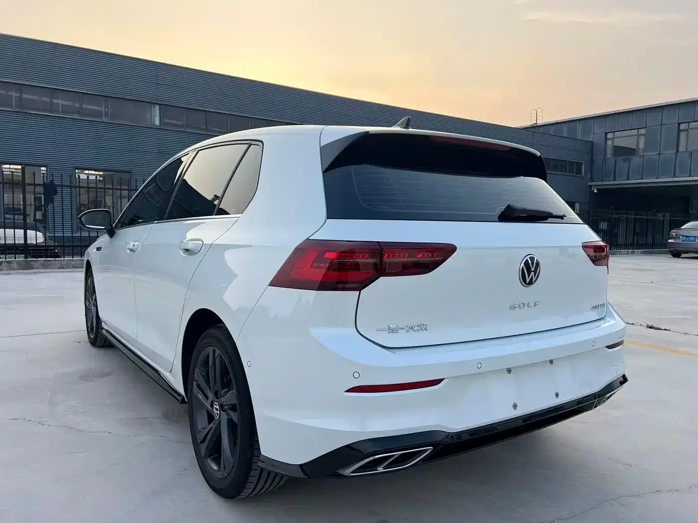 2023 Golf Facelift 280TSI DSG R-Line Lite — миниатюра 4