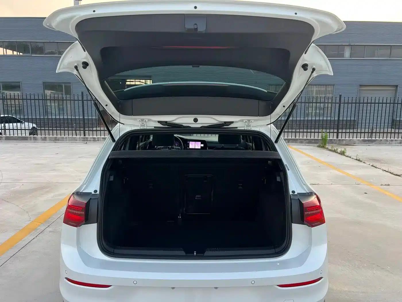 2023 Golf Facelift 280TSI DSG R-Line Lite — миниатюра 7