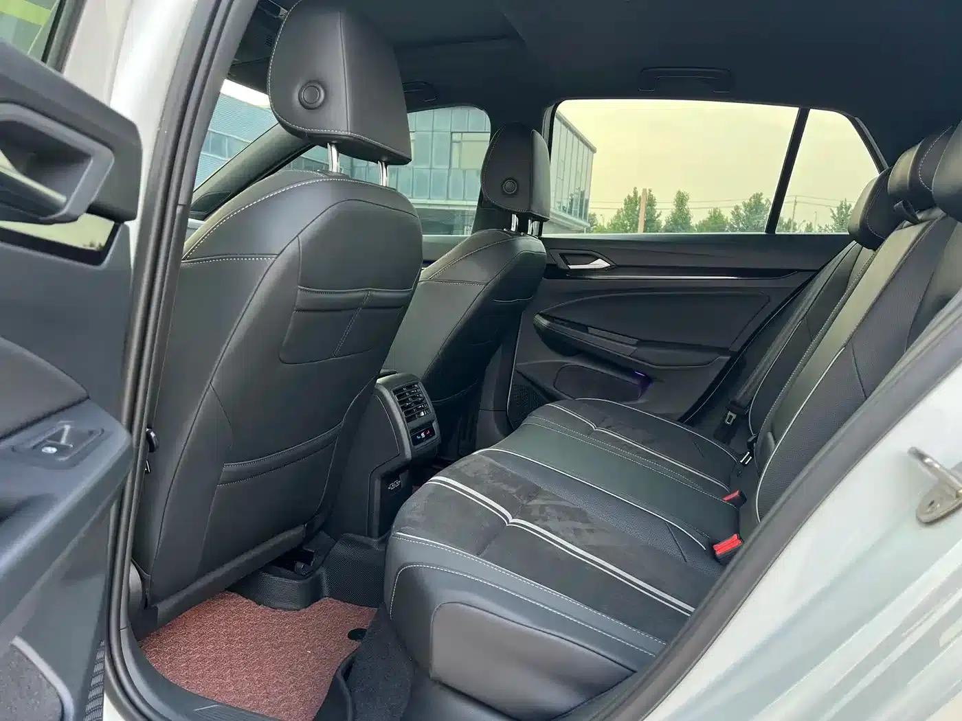 2023 Golf Facelift 280TSI DSG R-Line Lite — миниатюра 9