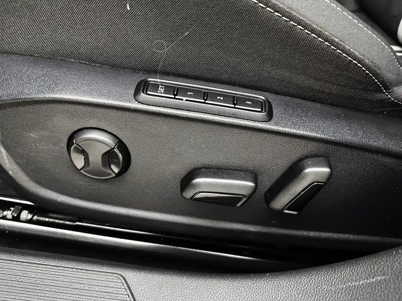 2021 Golf 280TSI DSG R-Line — миниатюра 12