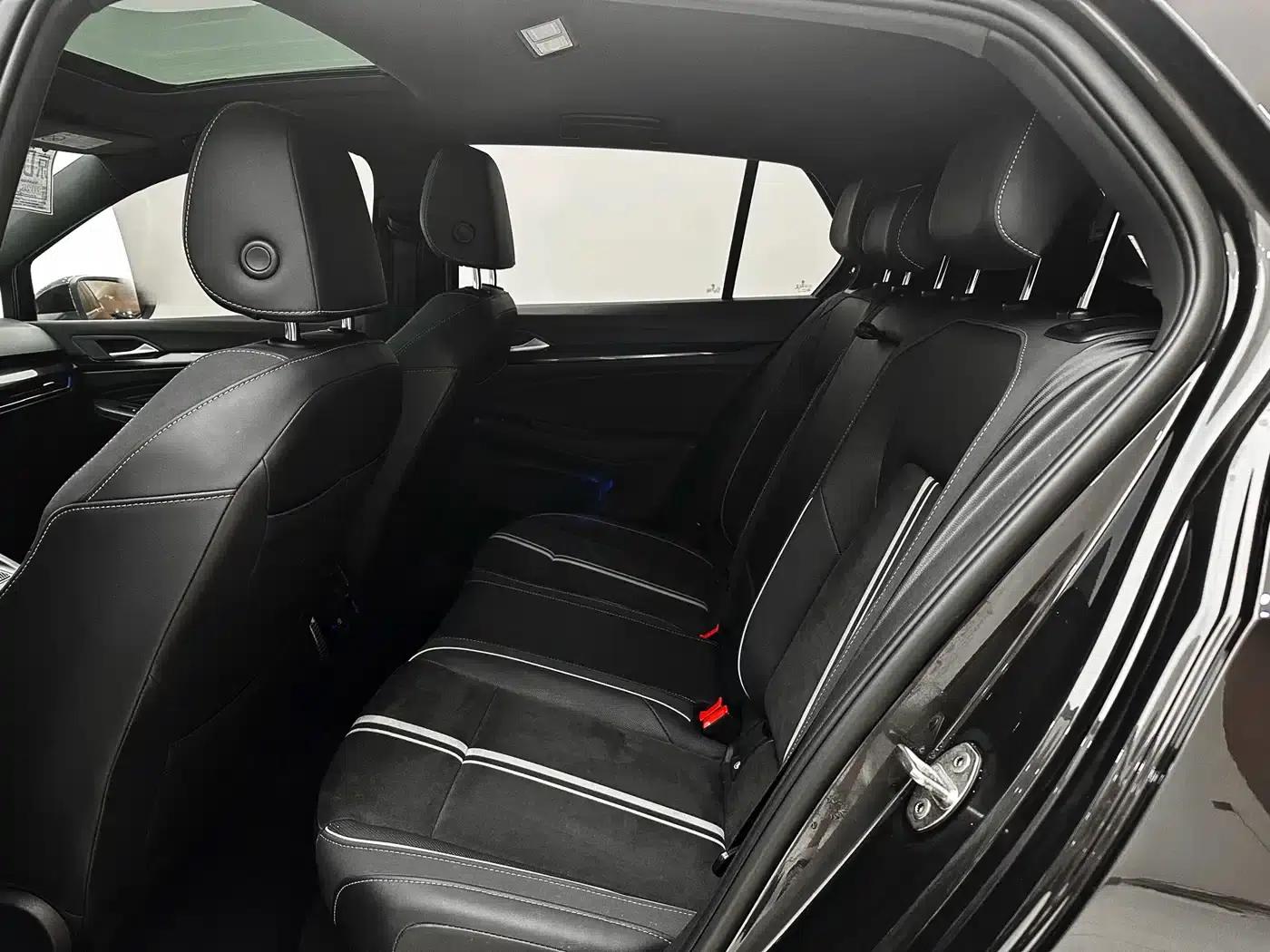 2021 Golf 280TSI DSG R-Line — миниатюра 14