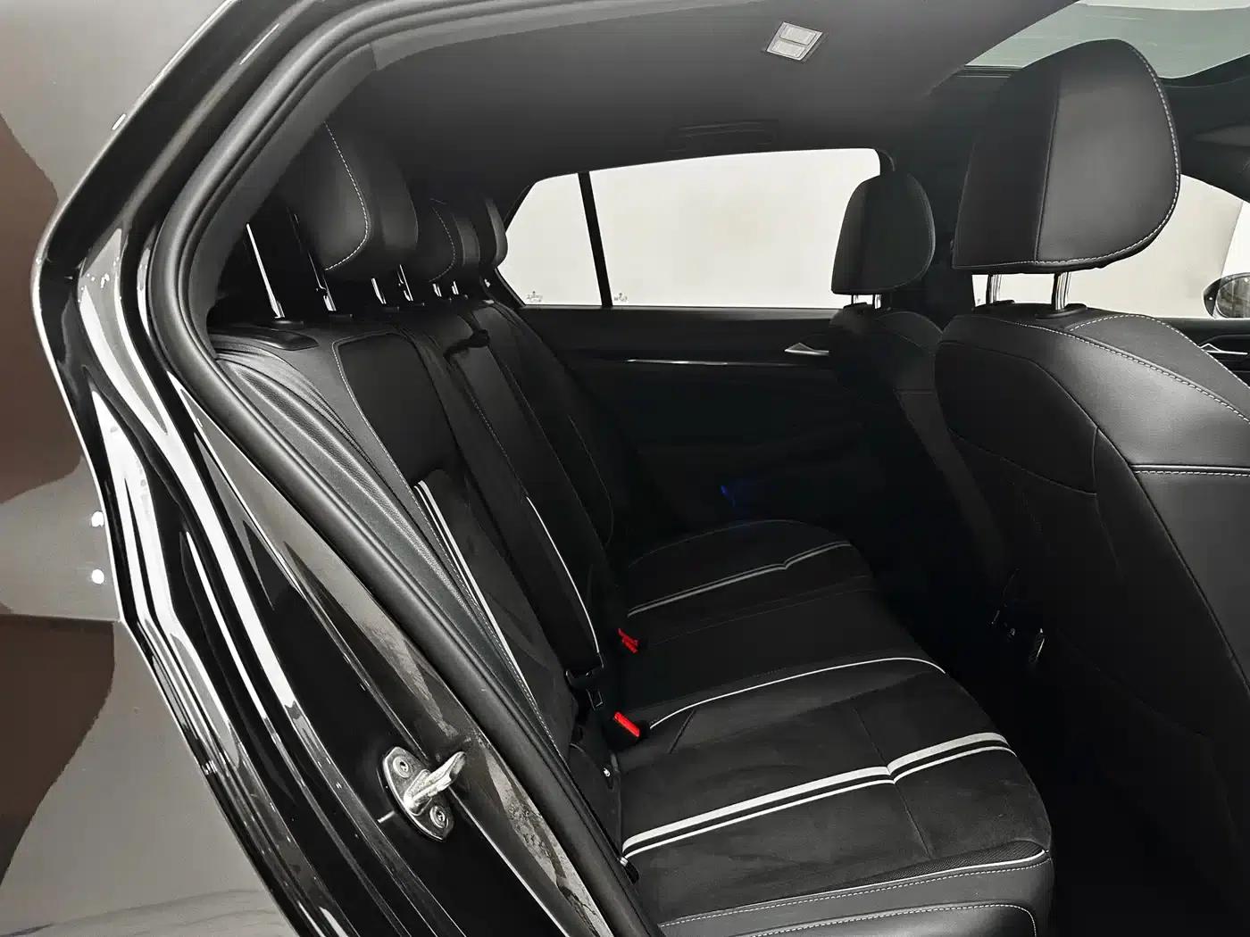 2021 Golf 280TSI DSG R-Line — миниатюра 15