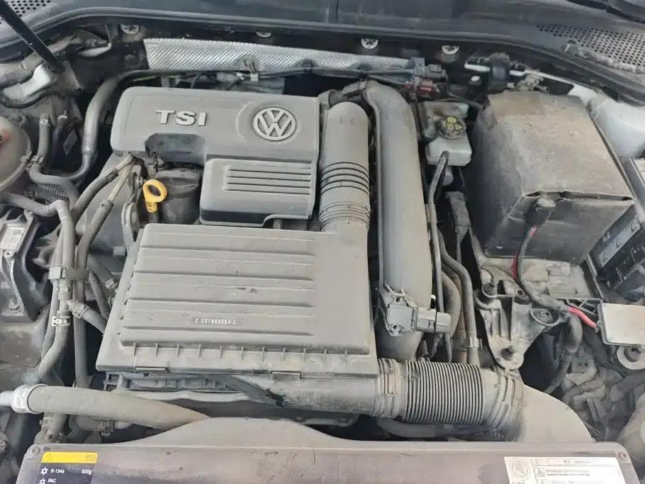 2016 Golf 230TSI Automatic Luxury — миниатюра 10