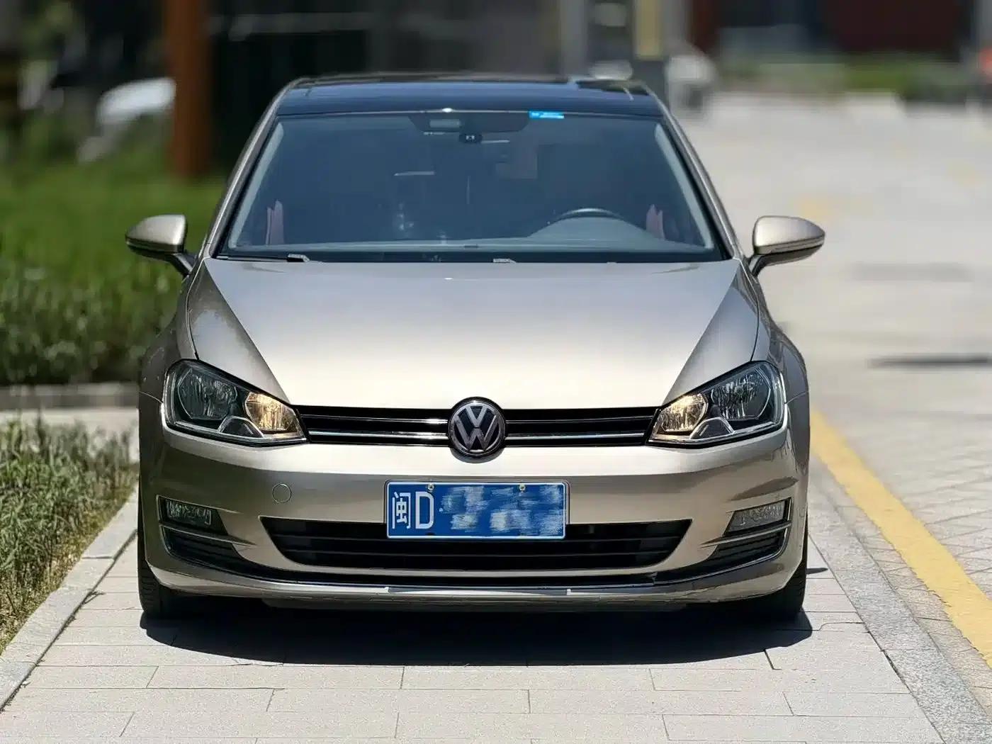 2014 Golf 1.4TSI Automatic Luxury — миниатюра 2