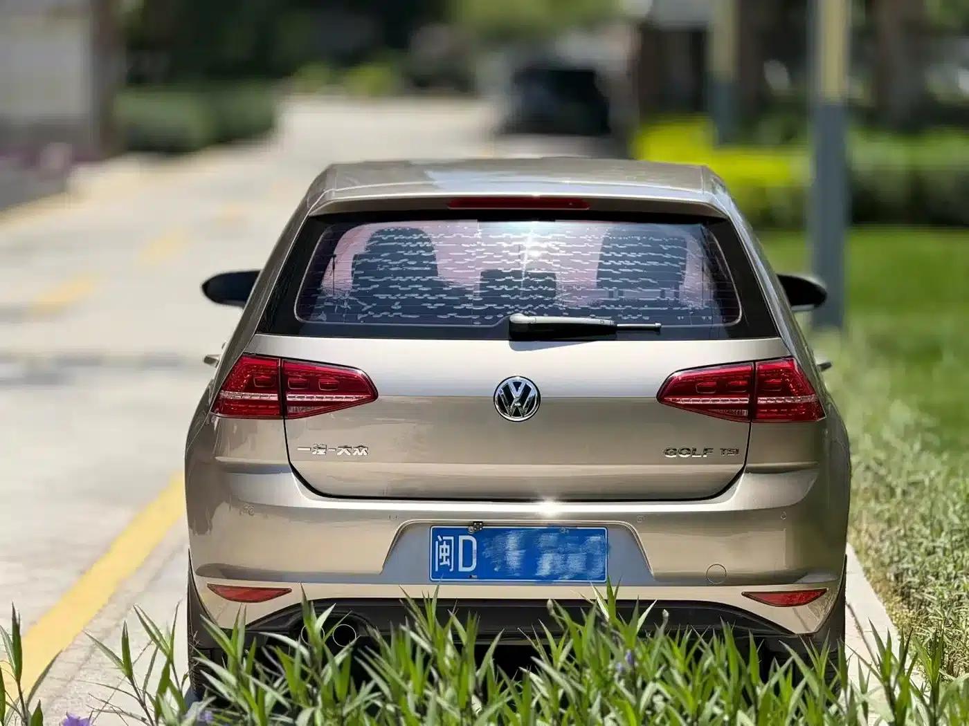 2014 Golf 1.4TSI Automatic Luxury — миниатюра 4