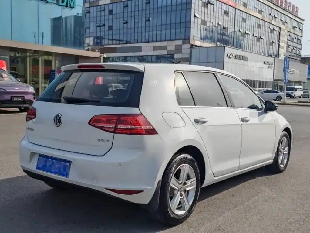 2017 Golf 1.6L Automatic Comfort Millionth Unit Commemorative Edition — миниатюра 7