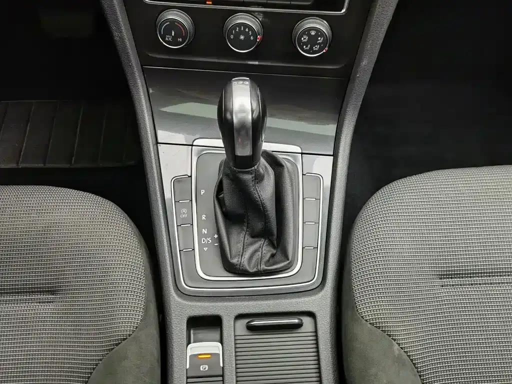 2018 Golf 230TSI Automatic Comfort — миниатюра 13
