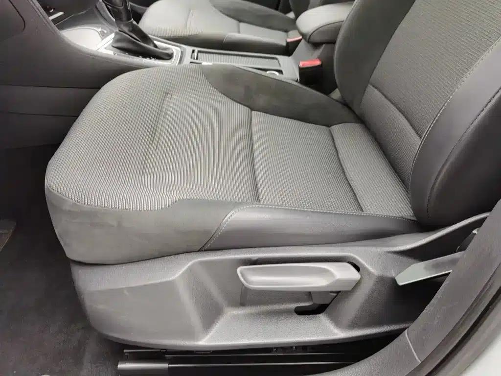 2018 Golf 230TSI Automatic Comfort — миниатюра 20