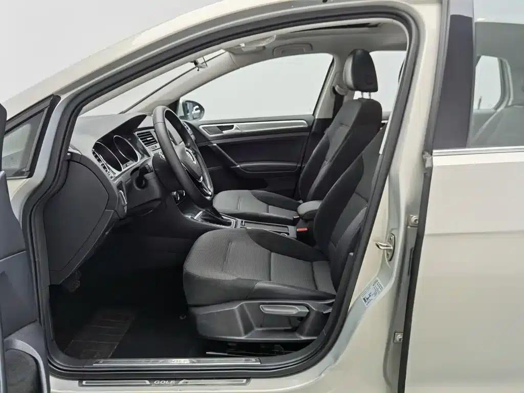 2018 Golf 230TSI Automatic Comfort — миниатюра 10