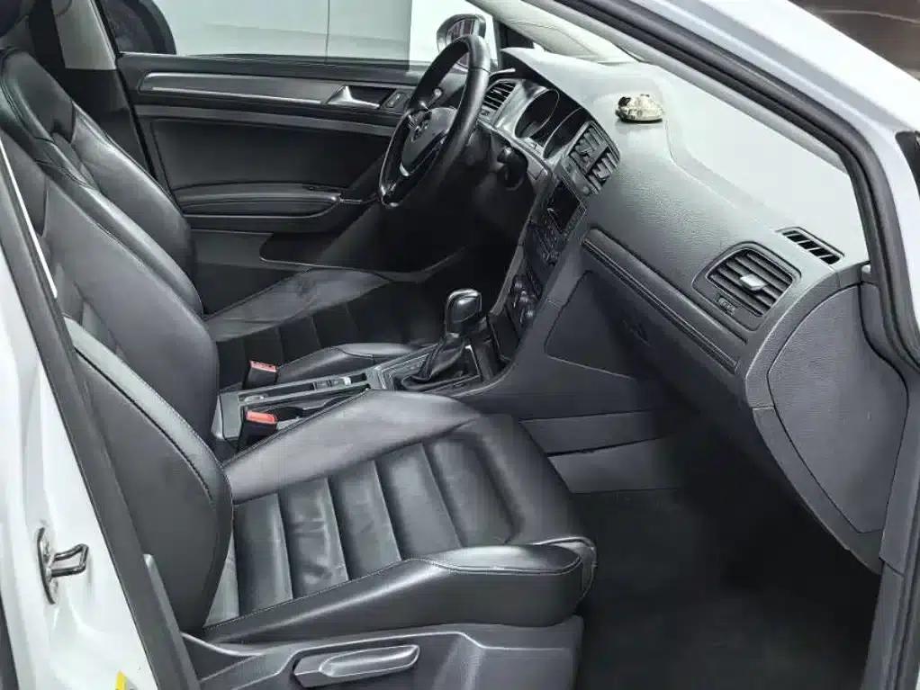 2014 Golf 1.4TSI Automatic Luxury — миниатюра 12