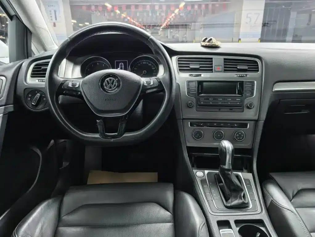 2014 Golf 1.4TSI Automatic Luxury — миниатюра 6