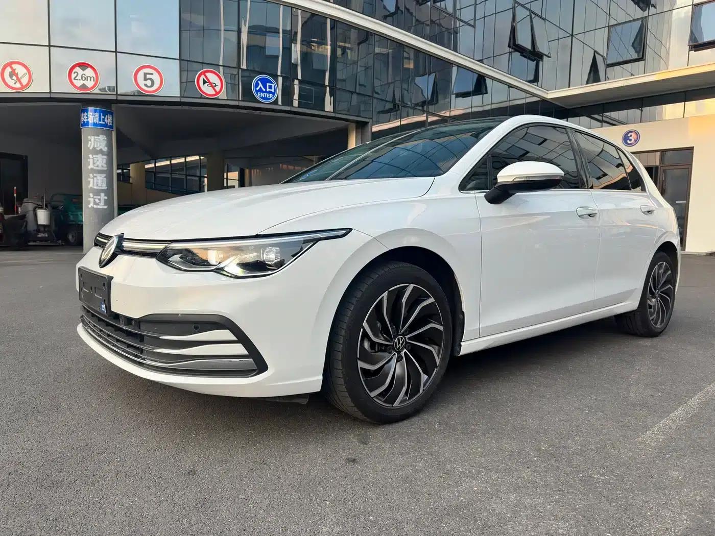 2021 Golf 280TSI DSG Pro — миниатюра 1
