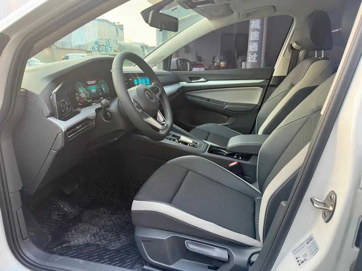 2021 Golf 280TSI DSG Pro — миниатюра 6