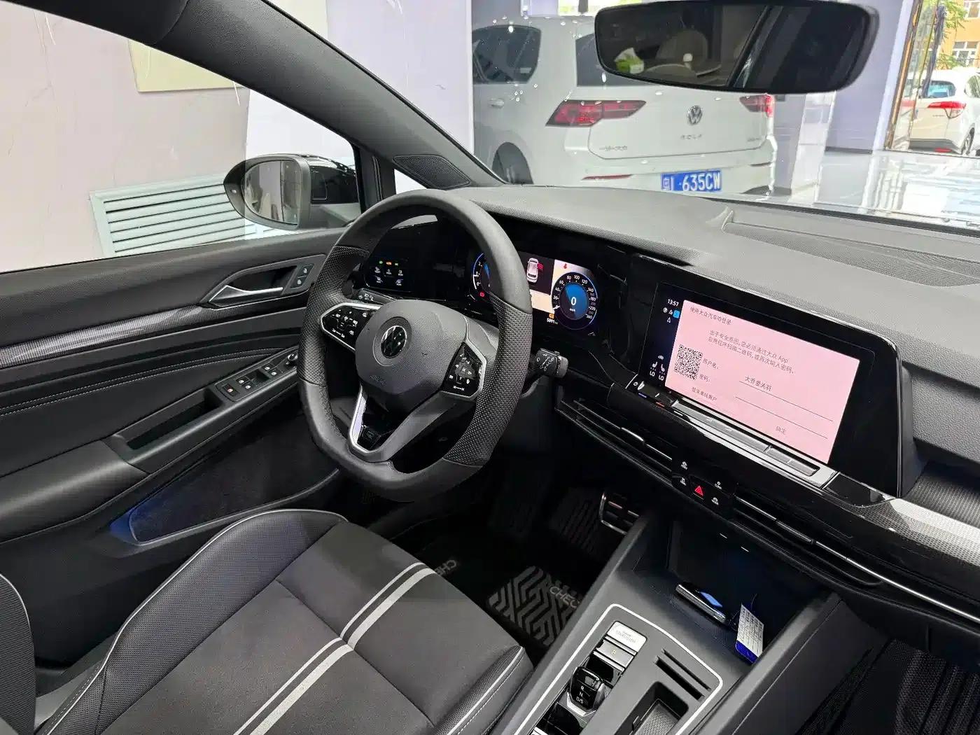 2023 Golf Facelift 280TSI DSG R-Line Lite — миниатюра 19