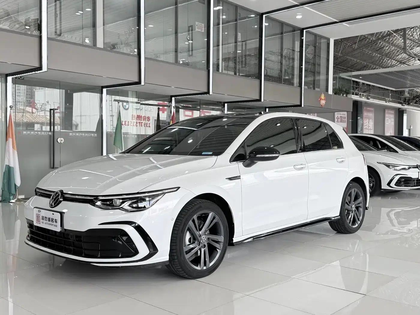 2021 Golf 280TSI DSG R-Line — миниатюра 1