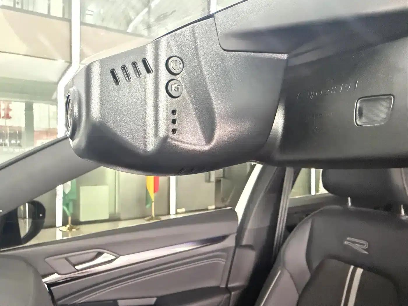2021 Golf 280TSI DSG R-Line — миниатюра 16