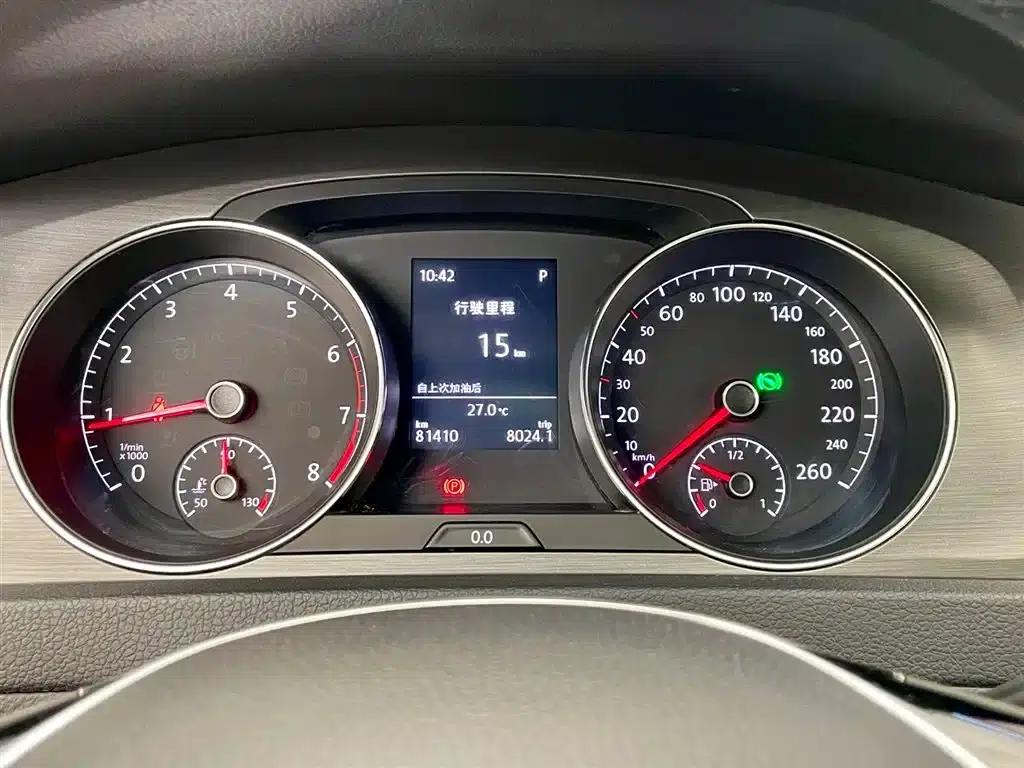 2015 Golf 1.4TSI Automatic Comfort — миниатюра 12