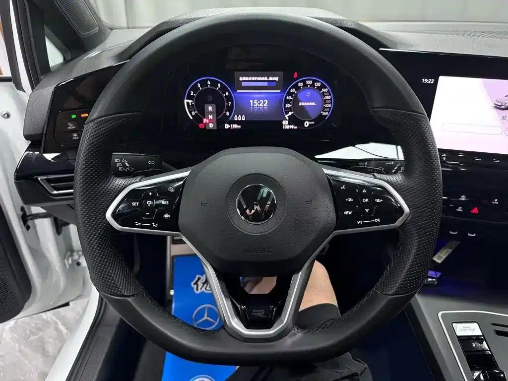2021 Golf 280TSI DSG R-Line — миниатюра 13