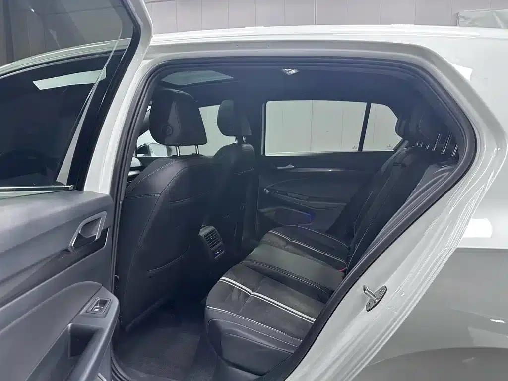 2021 Golf 280TSI DSG R-Line — миниатюра 15