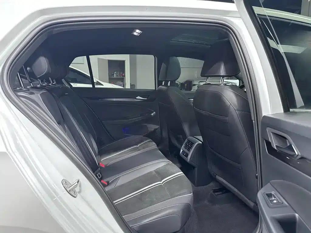 2021 Golf 280TSI DSG R-Line — миниатюра 17