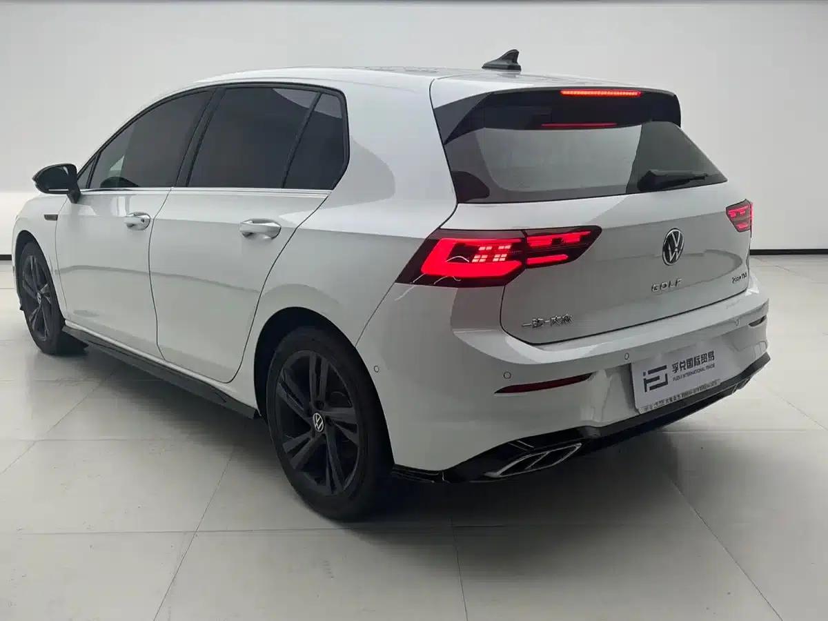 2023 Golf 280TSI DSG R-Line — миниатюра 4