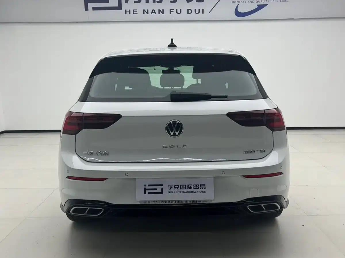 2023 Golf 280TSI DSG R-Line — миниатюра 5