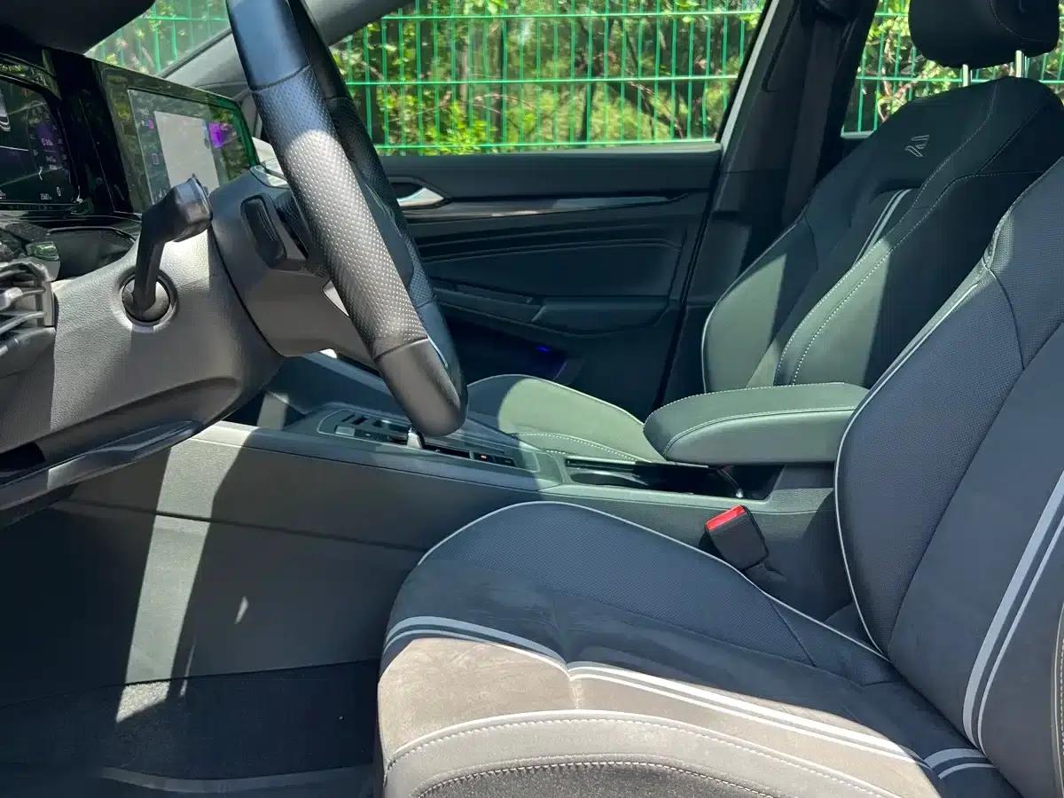2021 Golf 280TSI DSG R-Line — миниатюра 7
