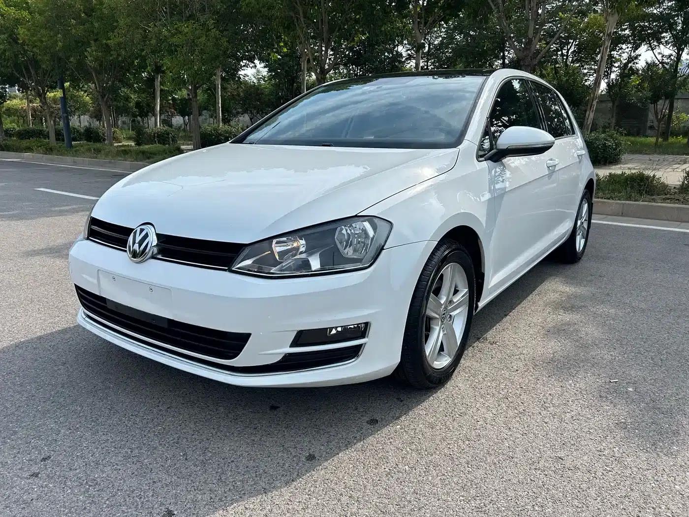 2016 Golf 1.6L Automatic Comfort — миниатюра 1