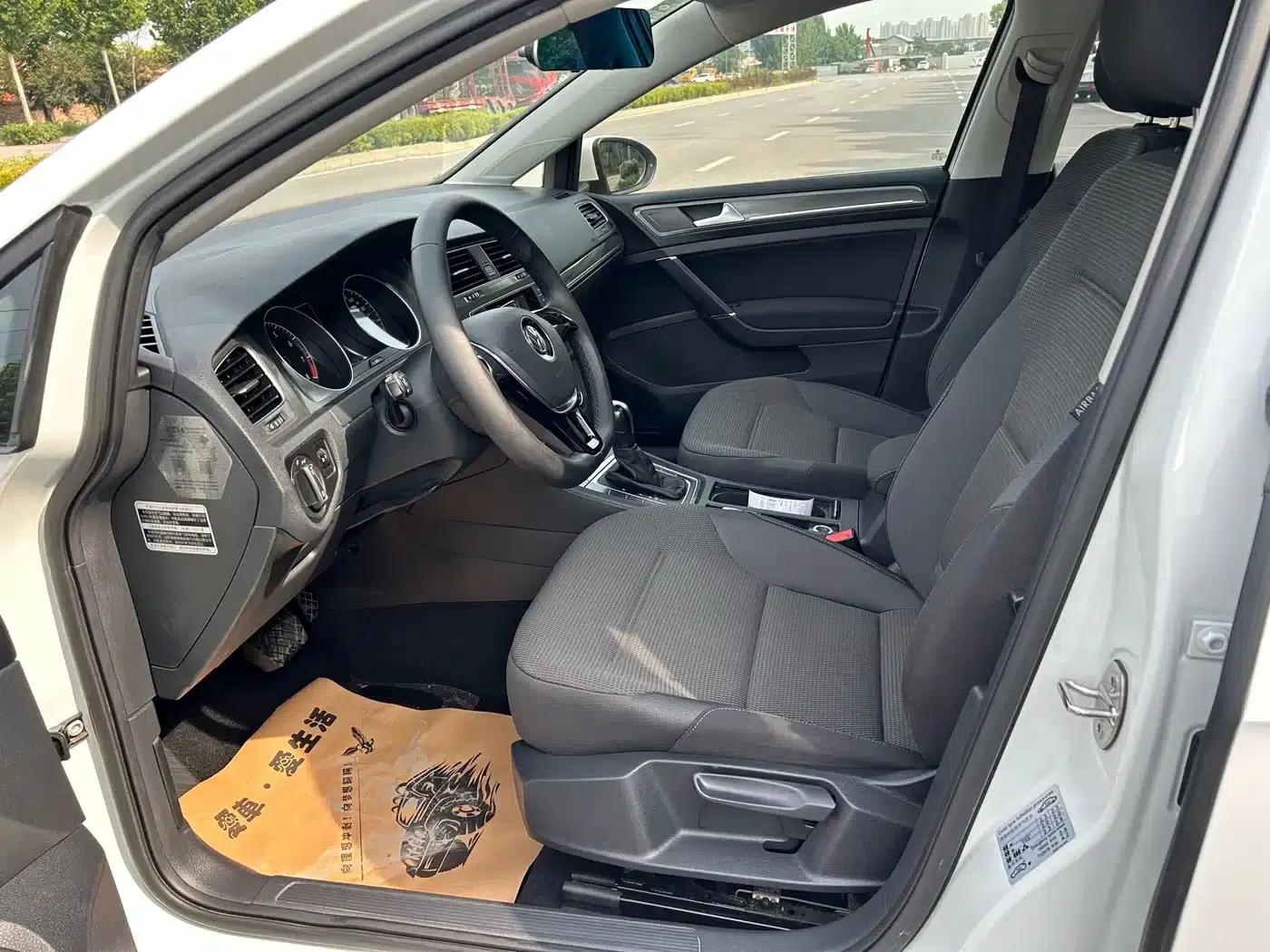 2016 Golf 1.6L Automatic Comfort — миниатюра 6