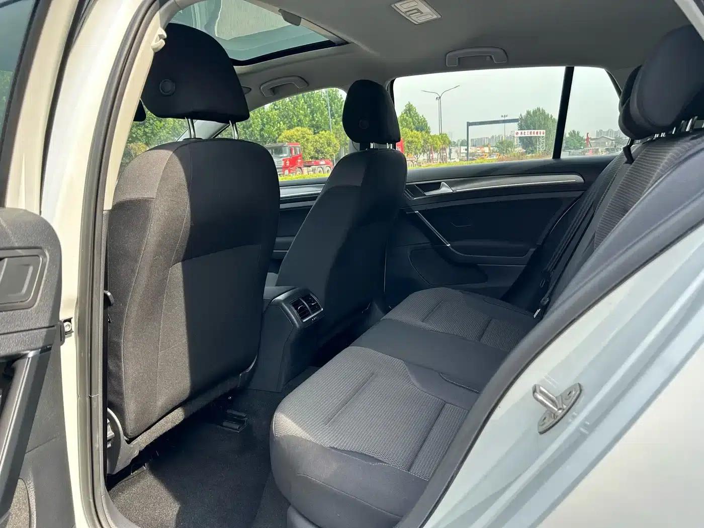 2016 Golf 1.6L Automatic Comfort — миниатюра 7