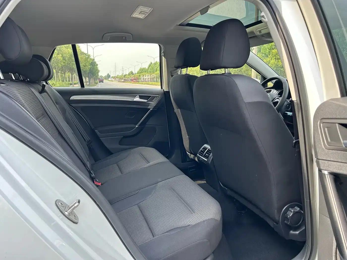 2016 Golf 1.6L Automatic Comfort — миниатюра 8