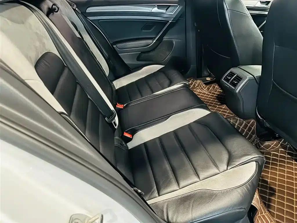 2018 Golf 280TSI Automatic R-Line — миниатюра 8