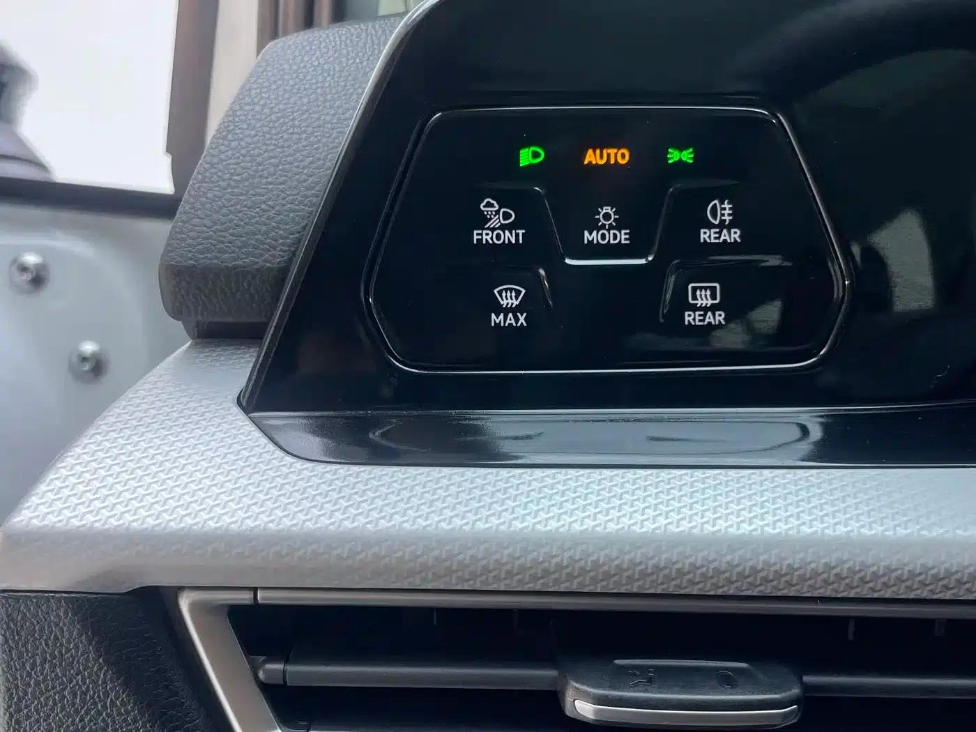 2023 Golf 280TSI DSG Pro — миниатюра 15