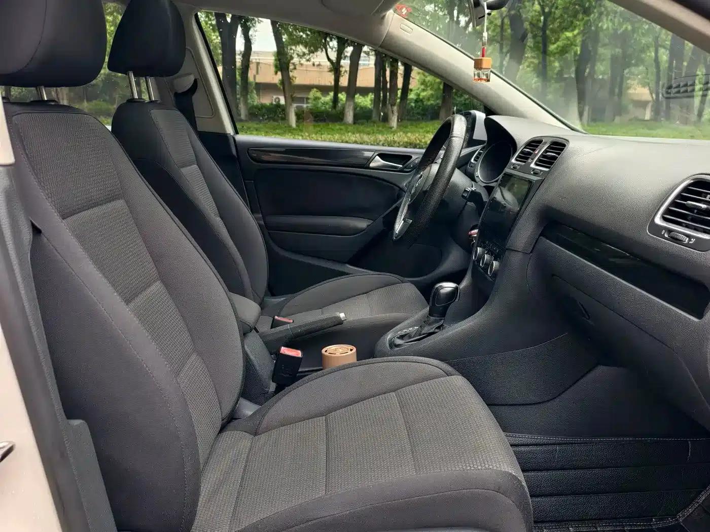 2012 Golf 1.6 Automatic Comfort — миниатюра 5