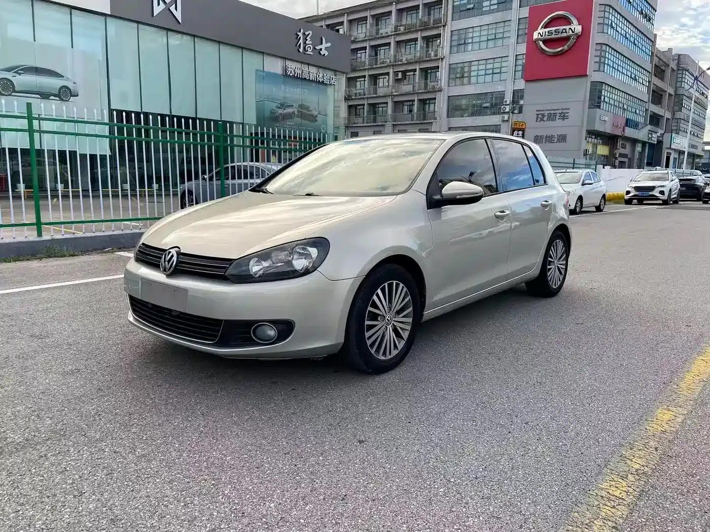 2012 Golf 1.4TSI Automatic Luxury — миниатюра 1