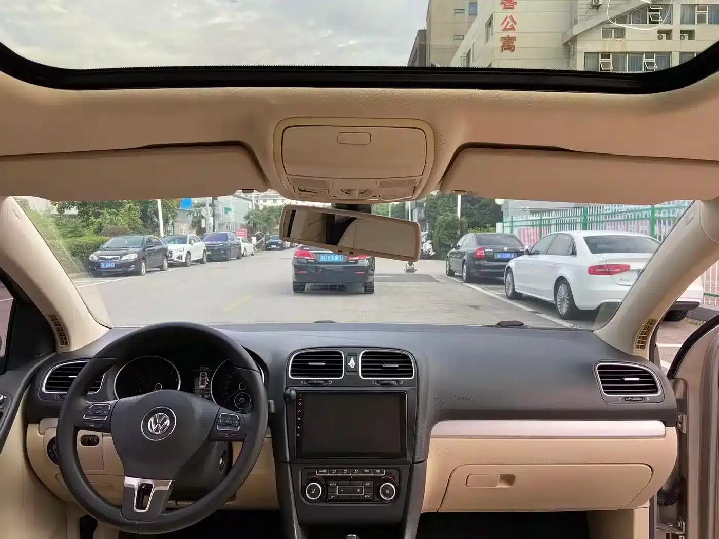 2012 Golf 1.4TSI Automatic Luxury — миниатюра 11