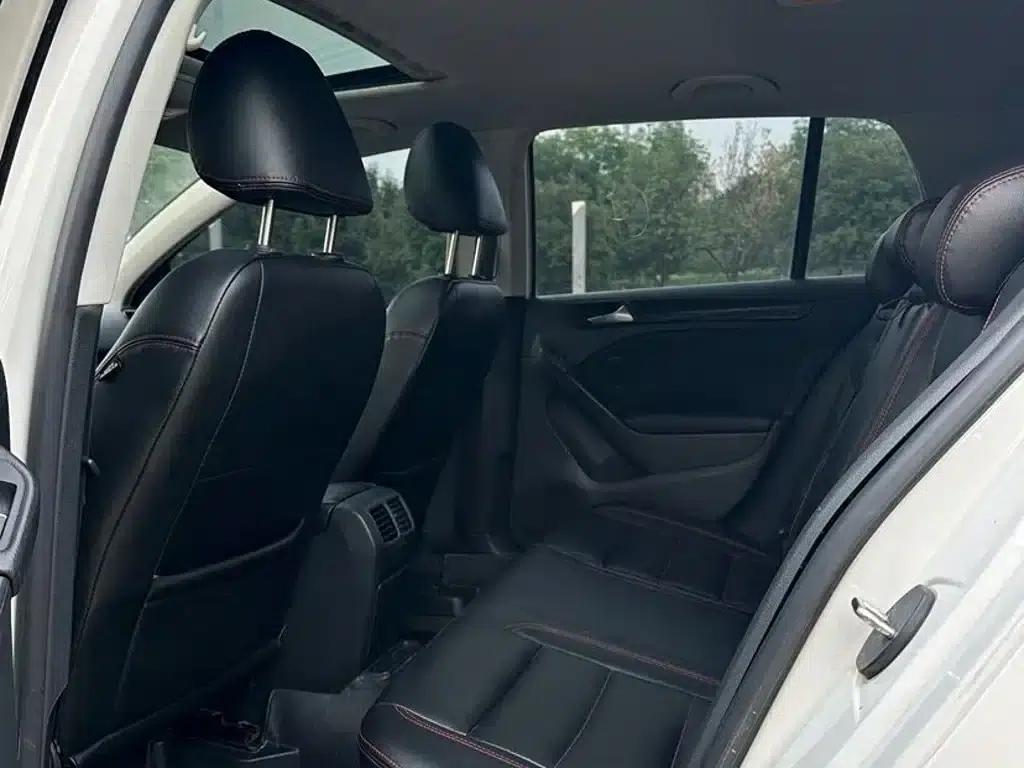 2012 Golf 1.4TSI Automatic Luxury — миниатюра 7