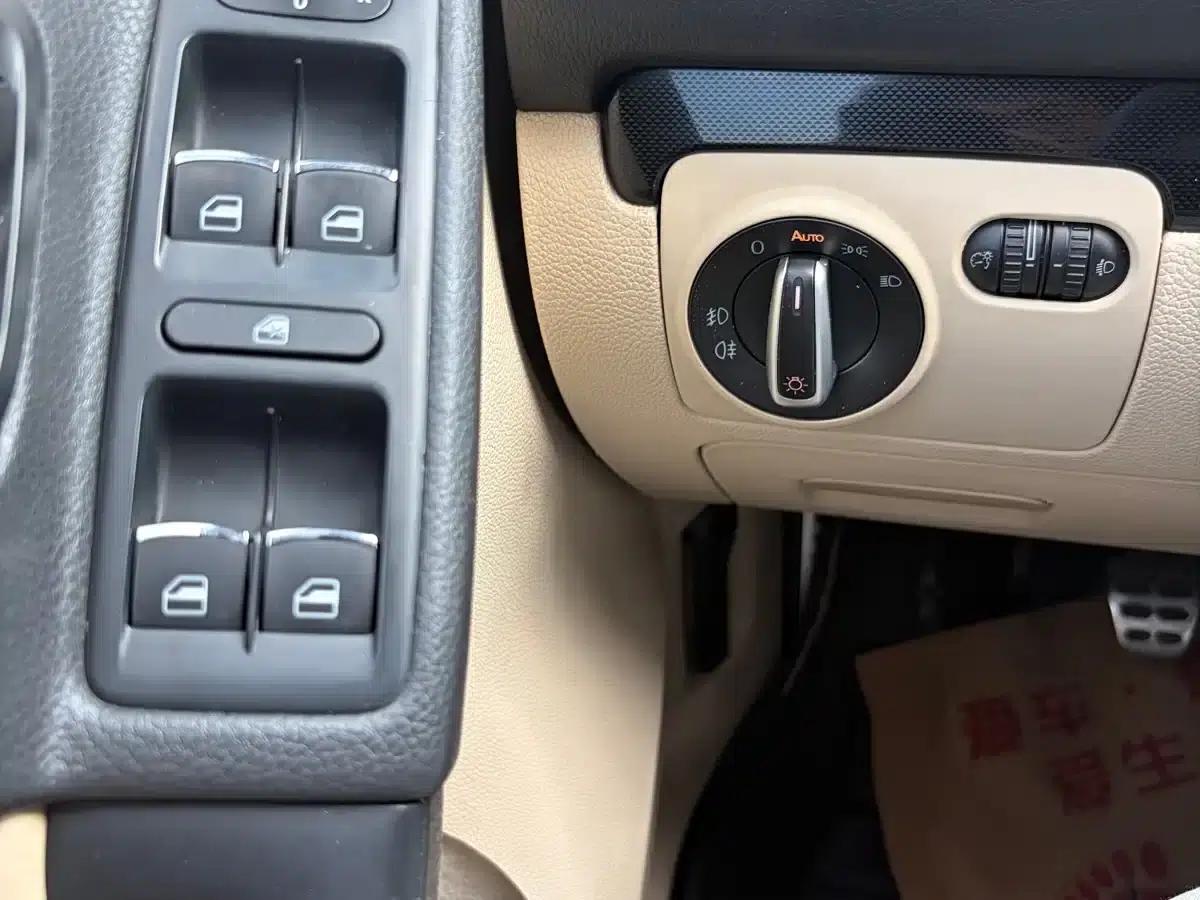 2012 Golf 1.4TSI Manual Comfort — миниатюра 12