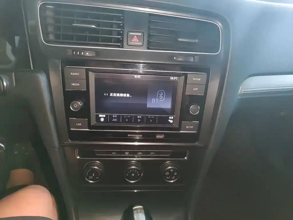 2018 Golf 230TSI Automatic Comfort — миниатюра 13