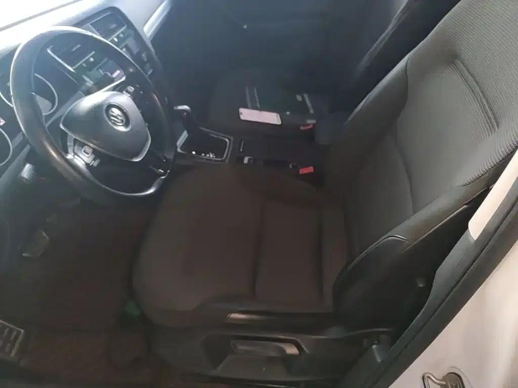 2018 Golf 230TSI Automatic Comfort — миниатюра 15